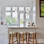 Spacious 3 Bedroom Home Green Point